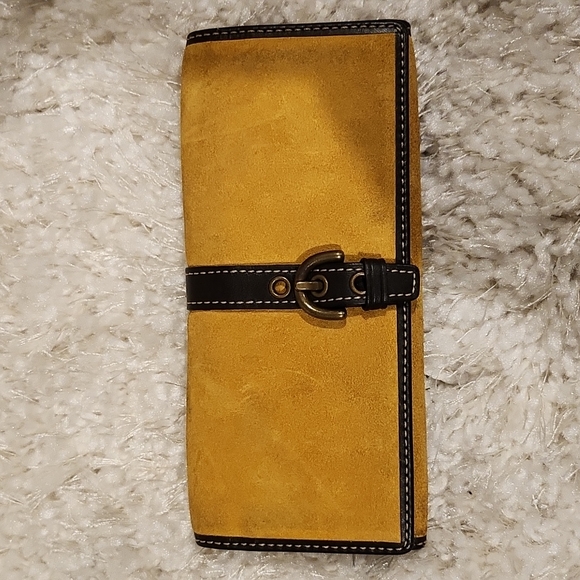 Authentic Coach Suede handbag set - Picture 5 of 8